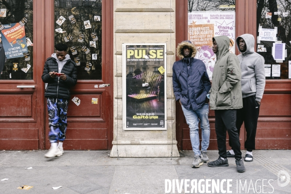 Manifestation de soutien aux migrants refugies à la Gaite Lyrique