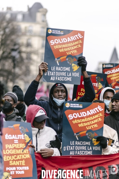 Manifestation de soutien aux migrants refugies à la Gaite Lyrique