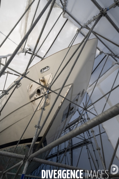 Chantier naval yacht