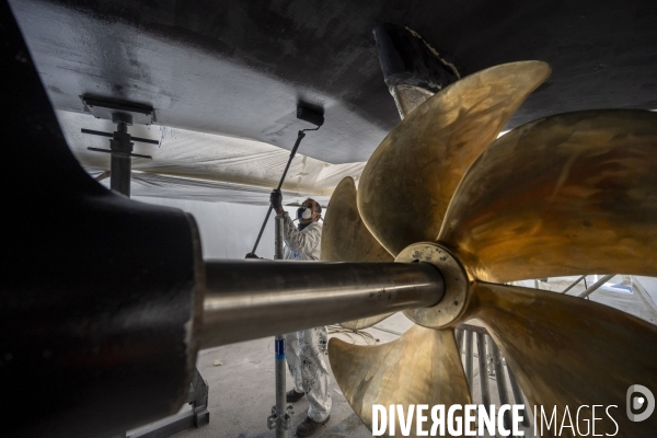 Chantier naval yacht