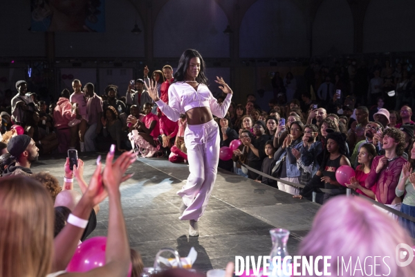 Ball voguing - Pink Sunday Kiki Ball - Lasseindra Lanvin