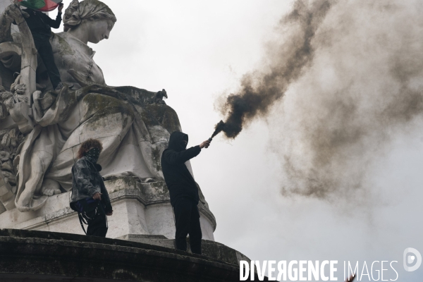 Manifestation Antifasciste à Paris