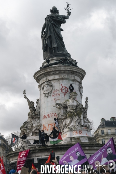 Manifestation Antifasciste à Paris