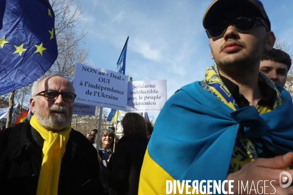 Manifestation de soutien  l Ukraine avant liquidation