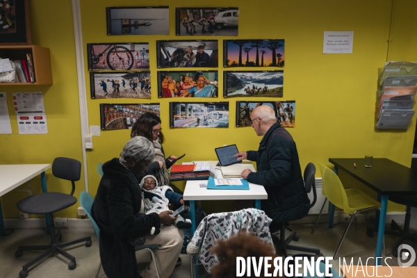 “Il faut que je tienne” : le quotidien sous pression des personnes étrangères sans droit au séjour.