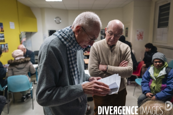 “Il faut que je tienne” : le quotidien sous pression des personnes étrangères sans droit au séjour.