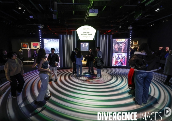 Exposition disco, i m coming out a la philharmonie de paris