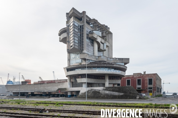 Aldo Loris Rossi, Casa del Portuale, Naples, 1969-1978, Italie