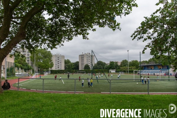 Le projet Mbappé :comment les banlieues sont tombées sous le charme d un rêve footballistique