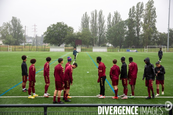 Le projet Mbappé :comment les banlieues sont tombées sous le charme d un rêve footballistique