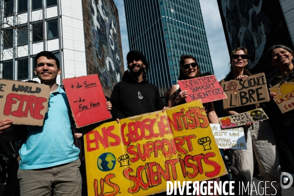 Stand up for science - paris