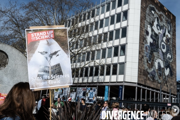 Stand-up for science - France