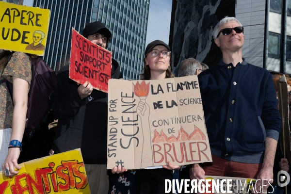 Stand-up for science - France