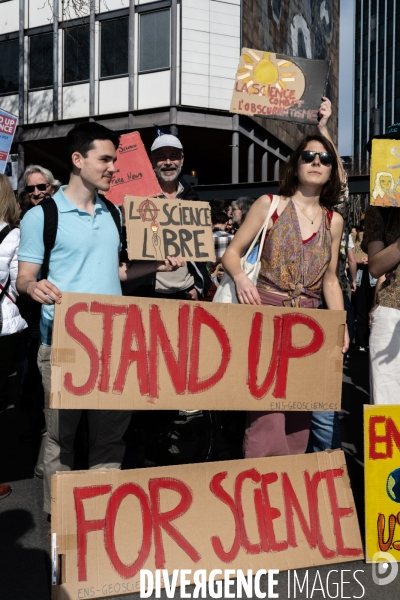Stand-up for science - France