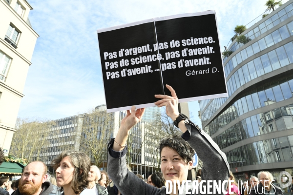 Manifestation Stand up for Science France, Paris.