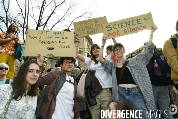 Manifestation Stand up for Science France, Paris.