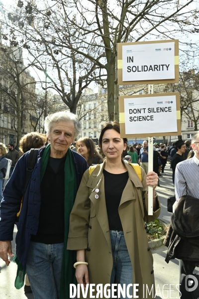 Manifestation Stand up for Science France, Paris.