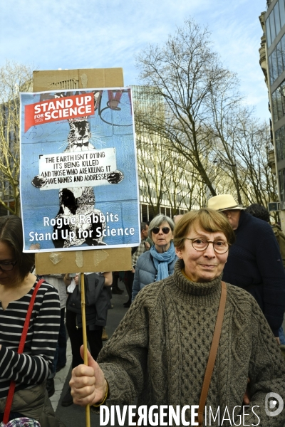 Manifestation Stand up for Science France, Paris.