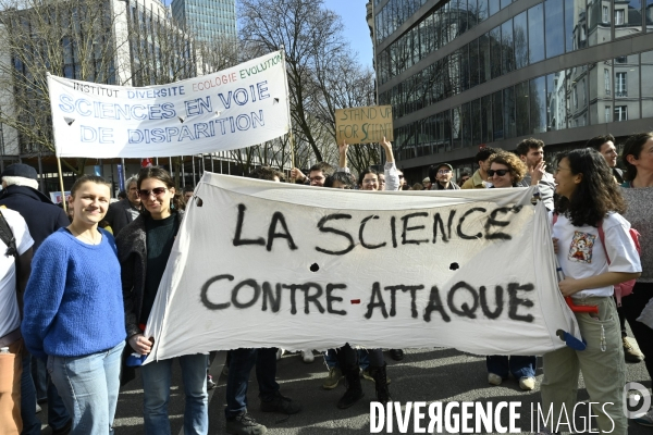 Manifestation Stand up for Science France, Paris.