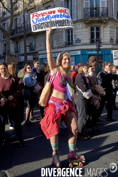 Manifestation pour les droits des femmes à Paris
