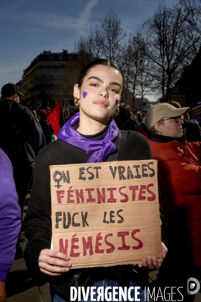Manifestation pour les droits des femmes à Paris
