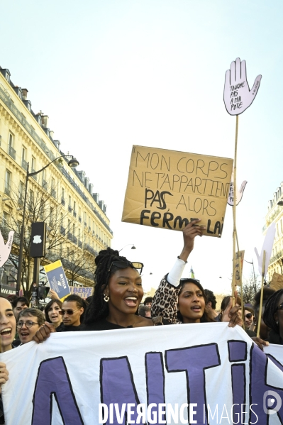 Manifestation pour La Journée internationale des droits des femmes, le 8 Mars 2025. International women sday in Paris.