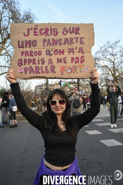 Manifestation pour La Journée internationale des droits des femmes, le 8 Mars 2025. International women sday in Paris.