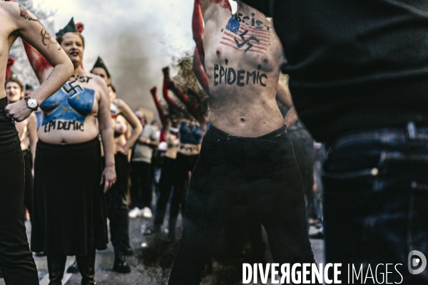 Manifestation pour la journée internationale des droits des femmes