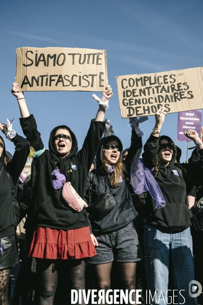 Manifestation pour la journée internationale des droits des femmes