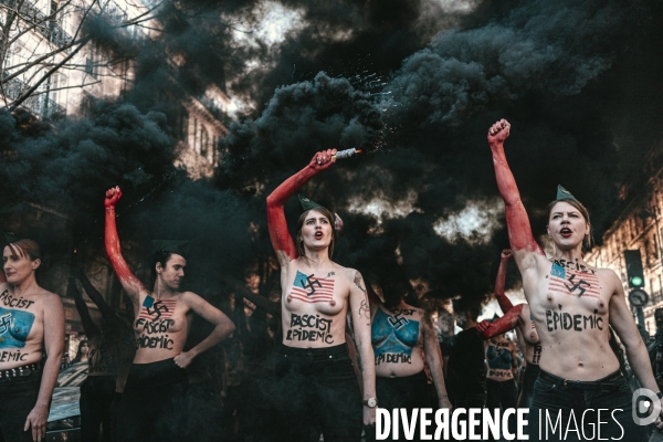 Manifestation pour la journée internationale des droits des femmes