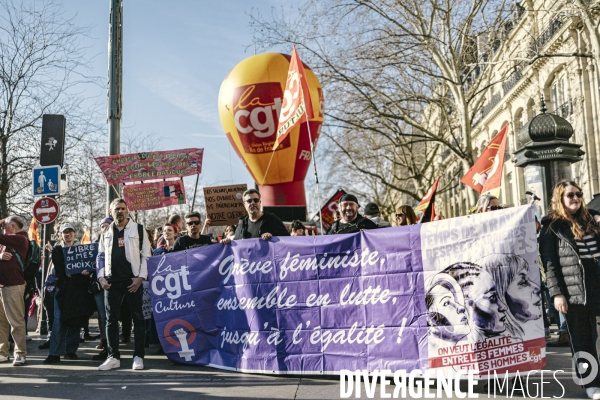 Manifestation pour la journée internationale des droits des femmes