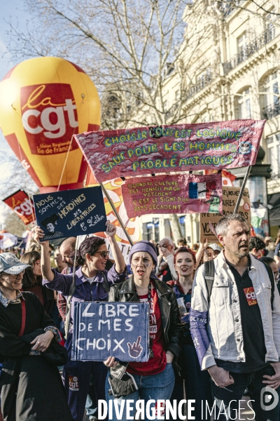Manifestation pour la journée internationale des droits des femmes