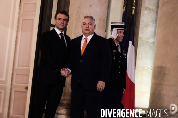 Emmanuel macron reçoit viktor orban 