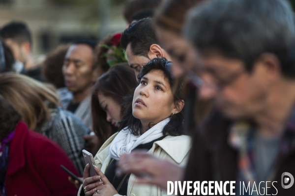PLACE DE LA REPUBLIQUE_2 jours après des attentats terroristes au Bataclan, à Paris et à Saint-Denis