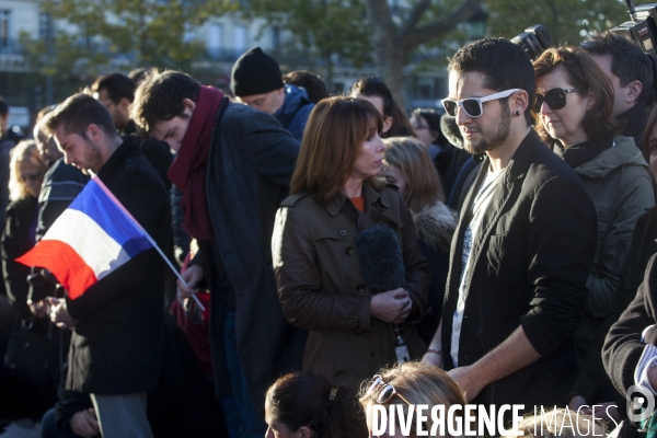 PLACE DE LA REPUBLIQUE_2 jours après des attentats terroristes au Bataclan, à Paris et à Saint-Denis
