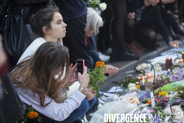 PLACE DE LA REPUBLIQUE_2 jours après des attentats terroristes au Bataclan, à Paris et à Saint-Denis