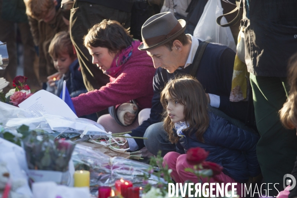 PLACE DE LA REPUBLIQUE_2 jours après des attentats terroristes au Bataclan, à Paris et à Saint-Denis