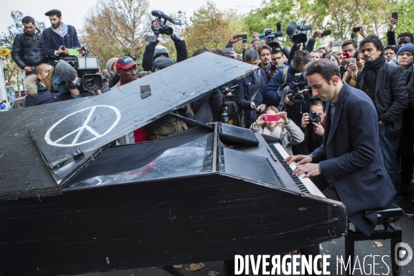 BATACLAN_1 jour après des attentats terroristes au Bataclan, à Paris et à Saint-Denis