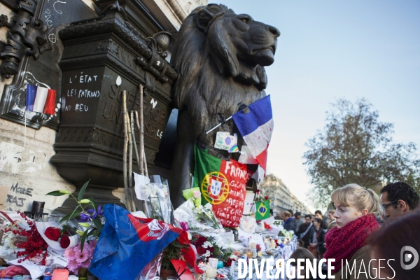 PLACE DE LA REPUBLIQUE_2 jours après des attentats terroristes au Bataclan, à Paris et à Saint-Denis