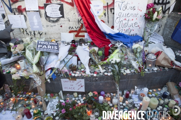 PLACE DE LA REPUBLIQUE_2 jours après des attentats terroristes au Bataclan, à Paris et à Saint-Denis