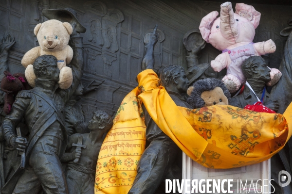 PLACE DE LA REPUBLIQUE_Attentats terroristes au Bataclan, à Paris et à Saint-Denis