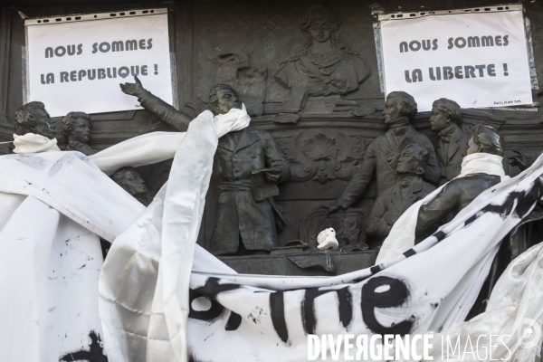 PLACE DE LA REPUBLIQUE_Attentats terroristes au Bataclan, à Paris et à Saint-Denis