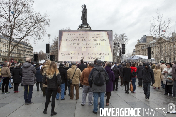 PLACE DE LA REPUBLIQUE_Hommage aux victimes du terrorismes de Charlie Hebdo et du Bataclan