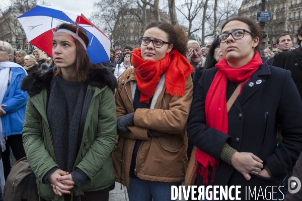 PLACE DE LA REPUBLIQUE_Hommage aux victimes du terrorismes de Charlie Hebdo et du Bataclan