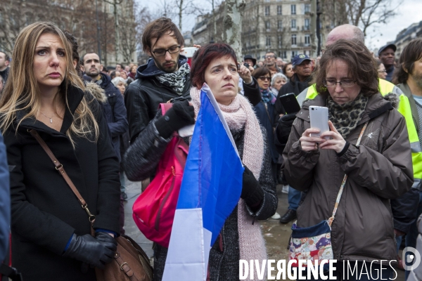 PLACE DE LA REPUBLIQUE_Hommage aux victimes du terrorismes de Charlie Hebdo et du Bataclan