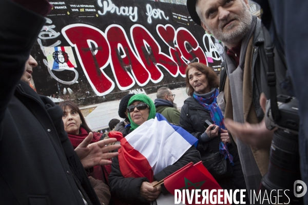 PLACE DE LA REPUBLIQUE_Hommage aux victimes du terrorismes de Charlie Hebdo et du Bataclan