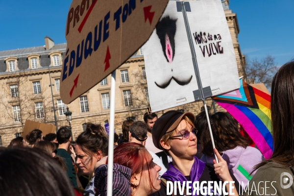 Paris, 8 Mars. Manifestation journée de la femme.