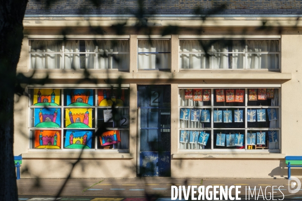L école maternelle Charles Boutard à Tours (37) se mobilise contre une fermeture de classe.