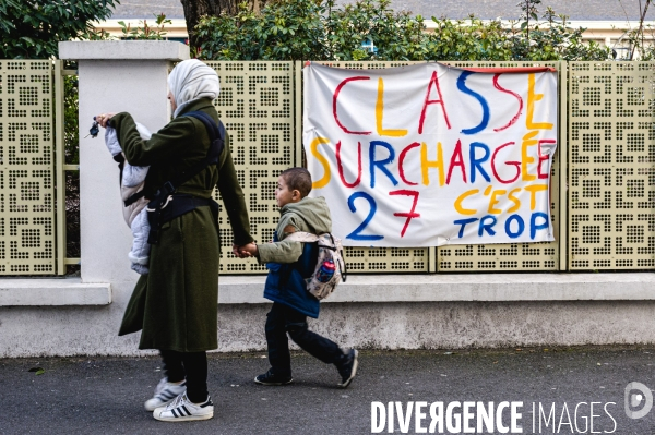 L école maternelle Charles Boutard à Tours (37) se mobilise contre une fermeture de classe.