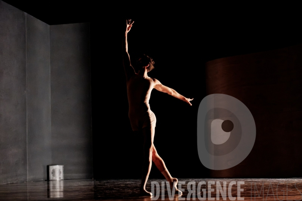 Enemy in the Figure / William Forsythe / Ballet de l Opéra national du Rhin